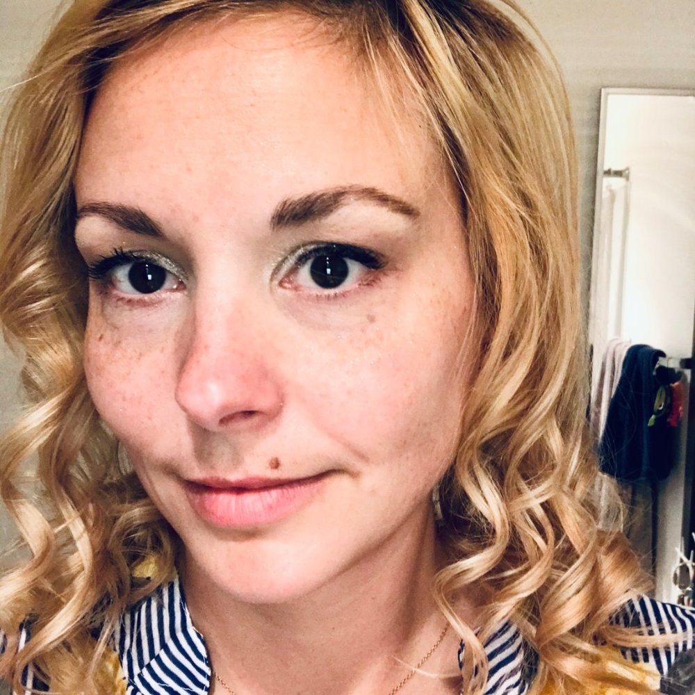 Meet your Posher, Yolo Velvet!